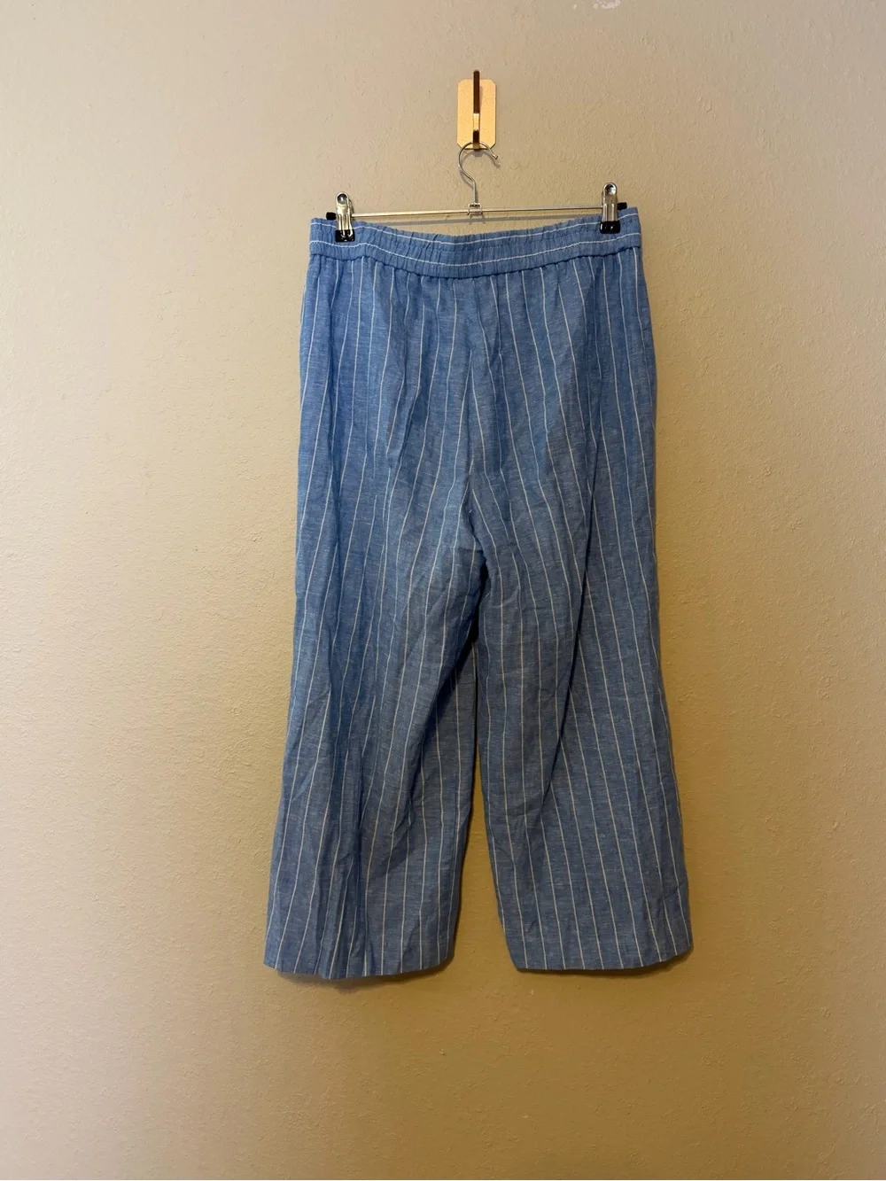 Land 'n Sea Striped Capri Pants Light Blue Pull-On Resort‎ Style Buttons Medium